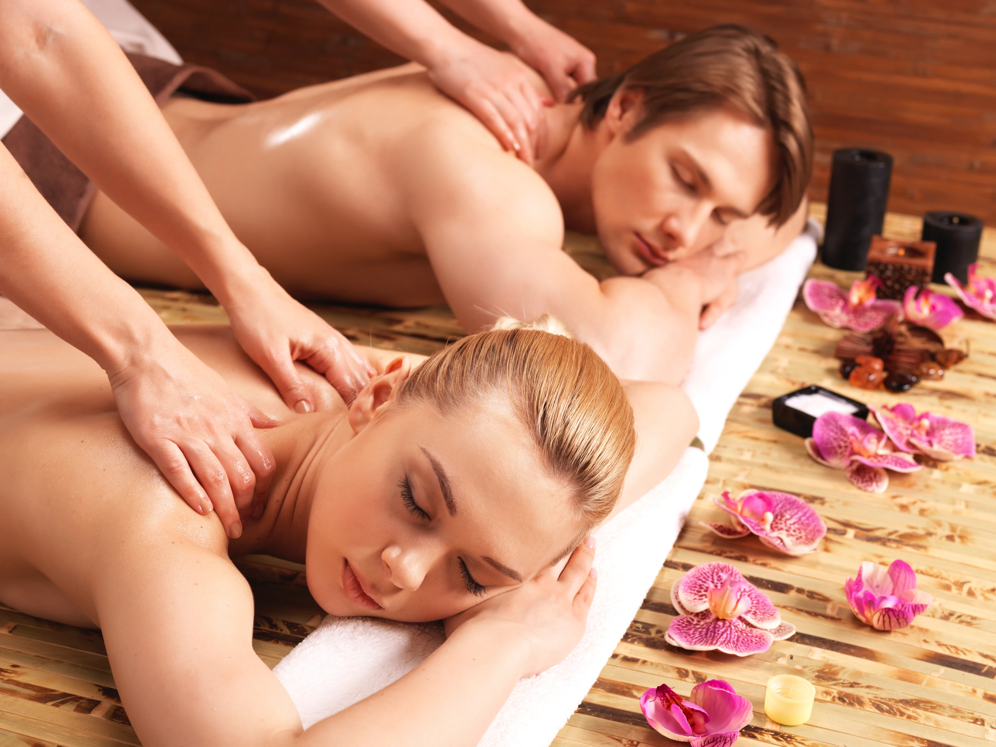 Couple Massage (Price for two people)